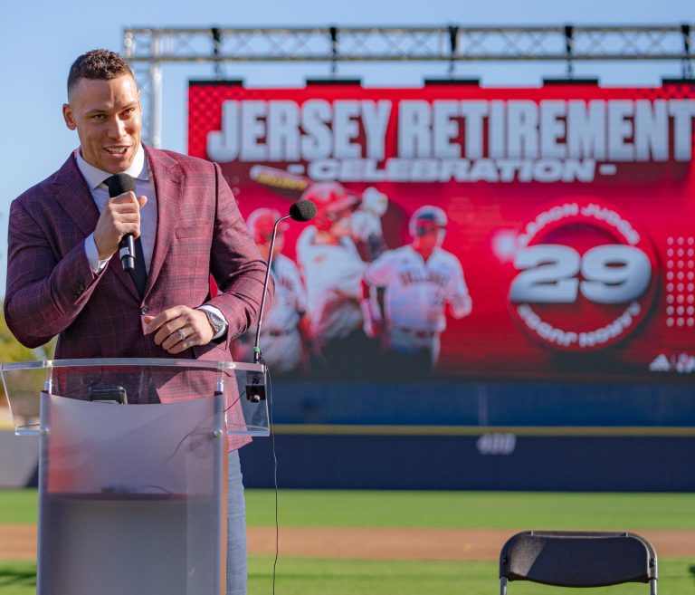 Aaron Judge Wife Height: Towering Over the Competition!