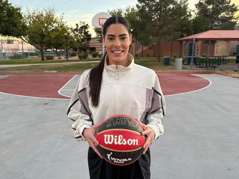 Kelsey Plum Height: How Tall Is the WNBA Star?