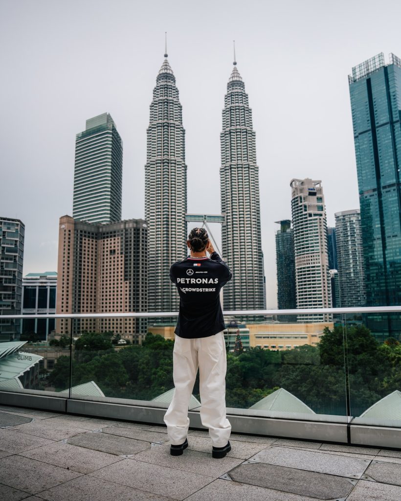 Lewis Hamilton Height: How Tall is the F1 Champion?